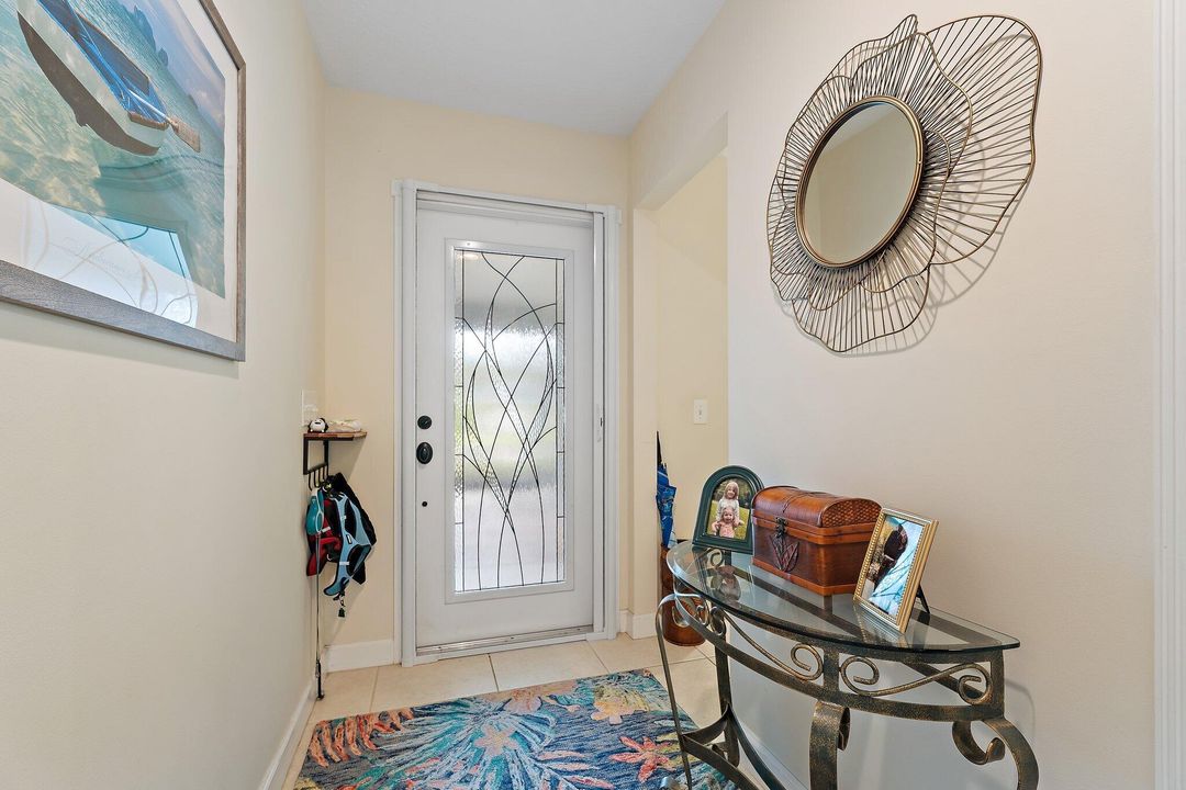 На продажу: $469,000 (2 спален, 2 ванн, 1617 Квадратных фут)