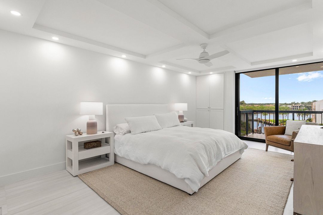 Под контрактом: $10,000 (2 спален, 2 ванн, 1500 Квадратных фут)