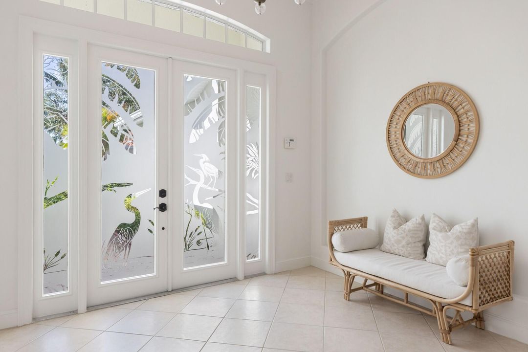 En Venta: $949,000 (3 camas, 3 baños, 3016 Pies cuadrados)