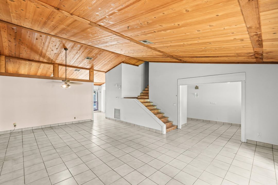 Active With Contract: $1,250,000 (4 beds, 2 baths, 2497 Square Feet)