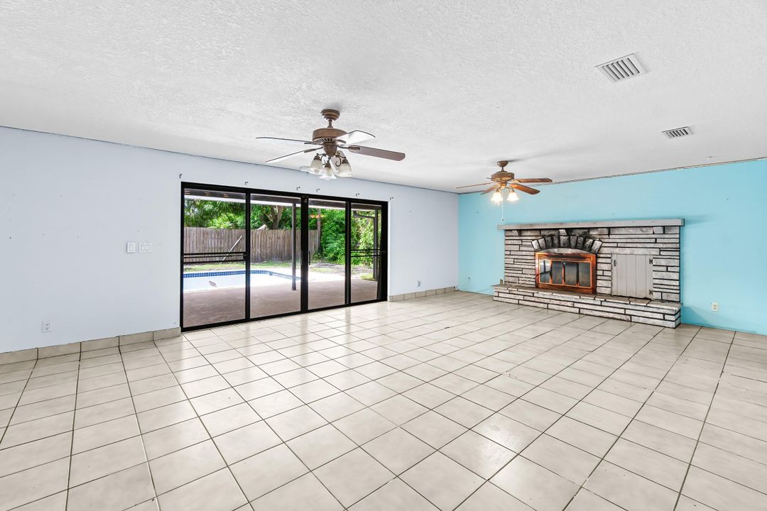 Active With Contract: $1,250,000 (4 beds, 2 baths, 2497 Square Feet)