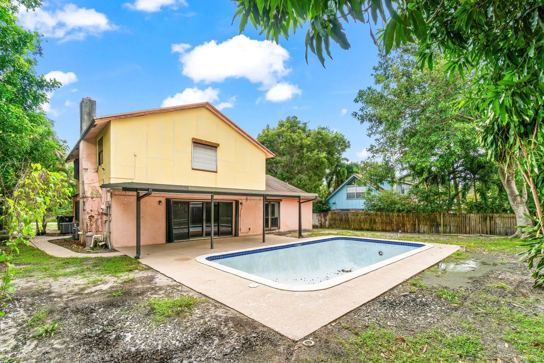 Active With Contract: $1,250,000 (4 beds, 2 baths, 2497 Square Feet)