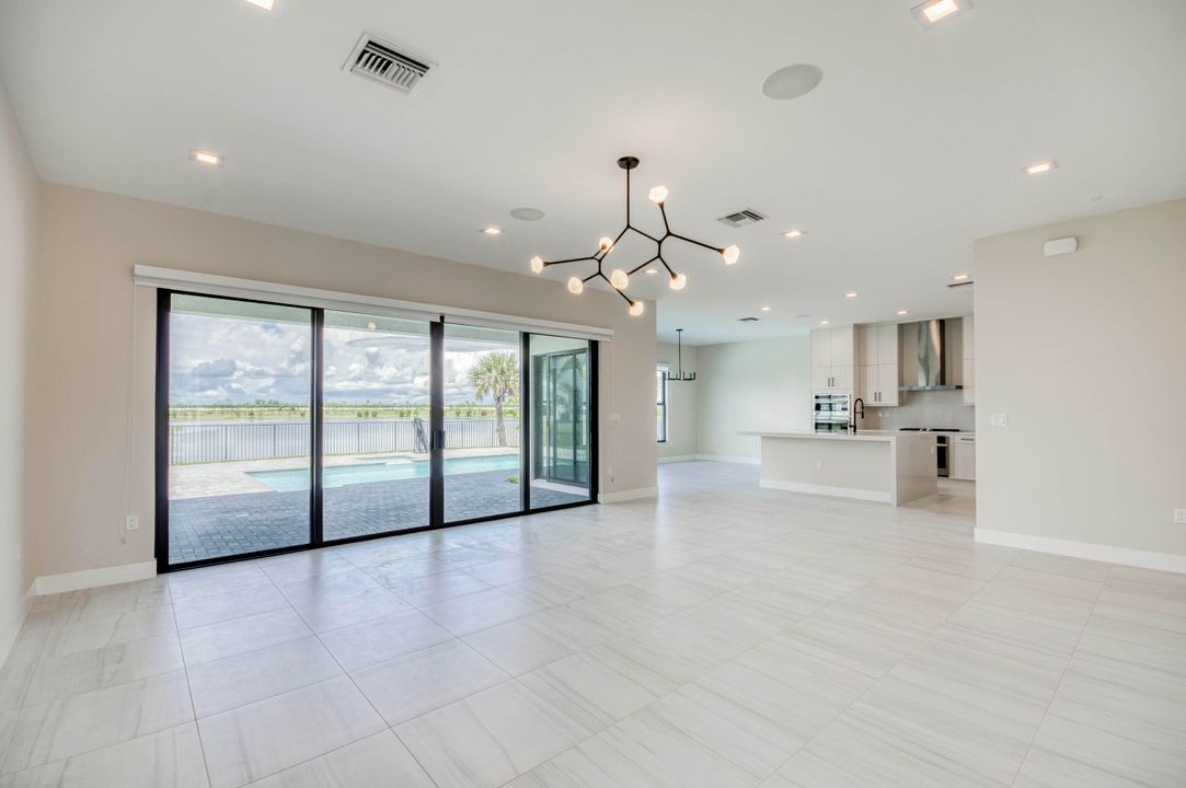 В аренду: $10,000 (4 спален, 5 ванн, 3656 Квадратных фут)