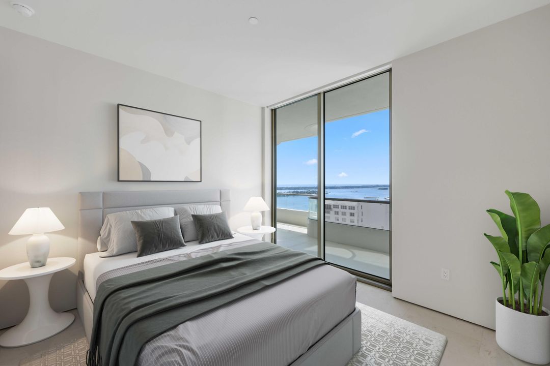 For Sale: $4,850,000 (3 beds, 2 baths, 2561 Square Feet)