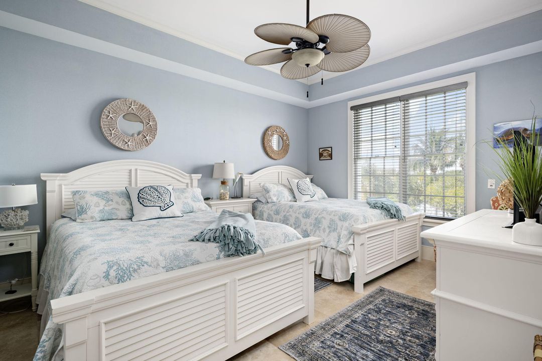 Active With Contract: $2,300,000 (3 beds, 3 baths, 2252 Square Feet)