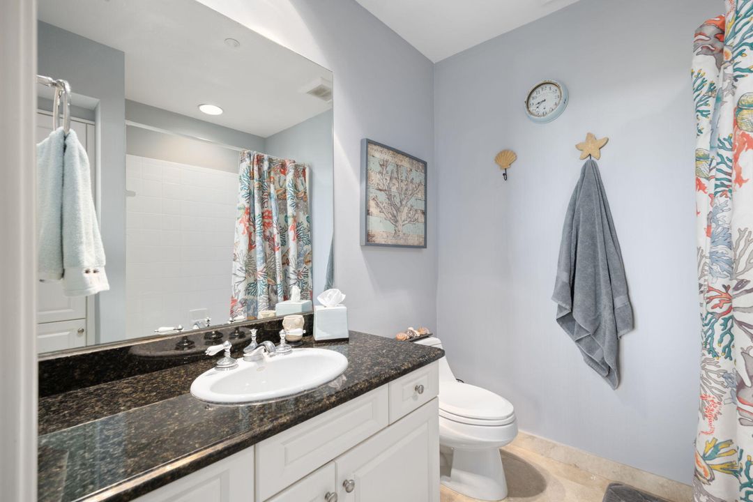 Active With Contract: $2,300,000 (3 beds, 3 baths, 2252 Square Feet)