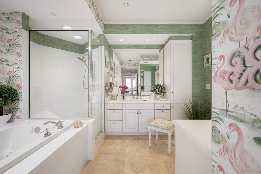 Active With Contract: $2,300,000 (3 beds, 3 baths, 2252 Square Feet)