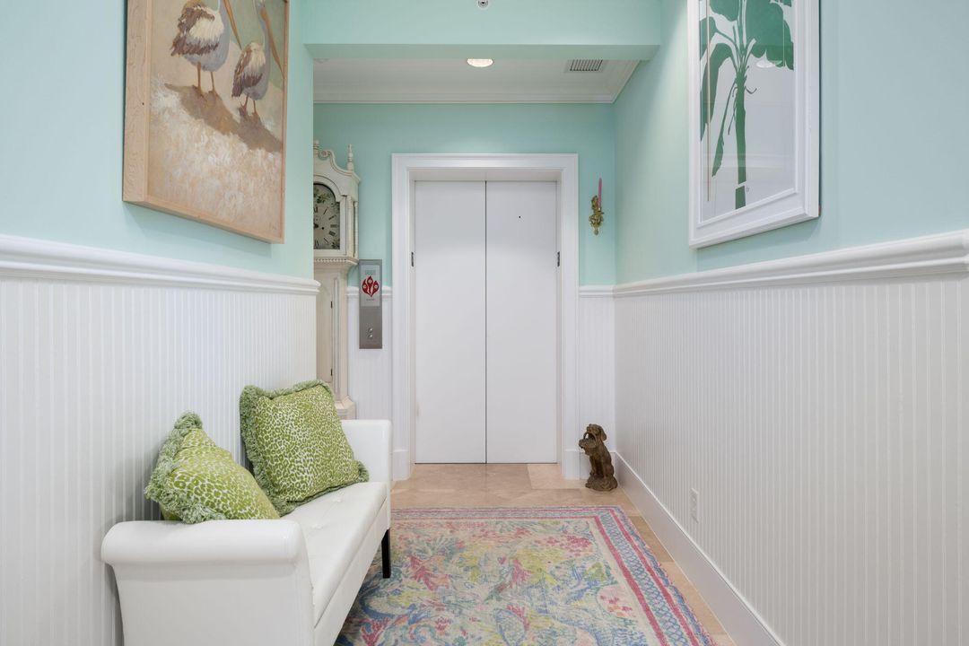 Active With Contract: $2,300,000 (3 beds, 3 baths, 2252 Square Feet)