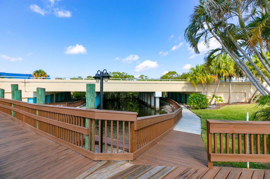 待售: $215,000 (2 贝兹, 1 浴室, 826 平方英尺)