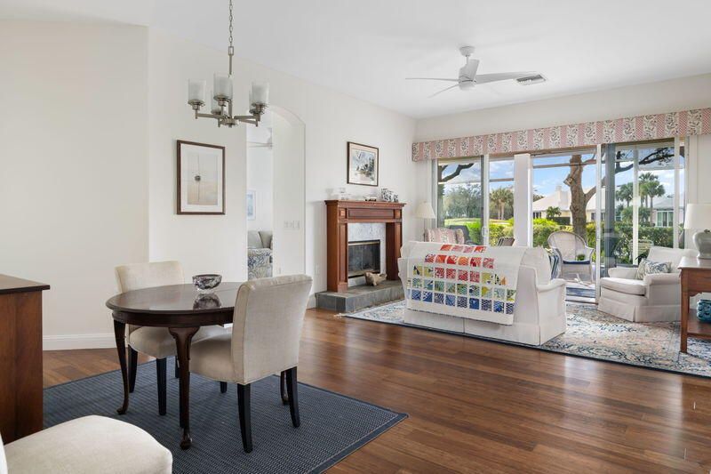 For Sale: $949,000 (2 beds, 2 baths, 2168 Square Feet)