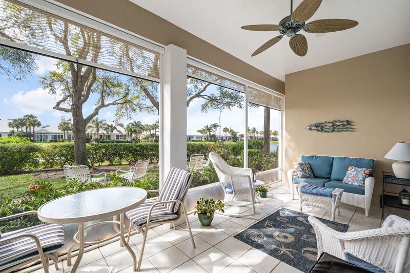 For Sale: $949,000 (2 beds, 2 baths, 2168 Square Feet)