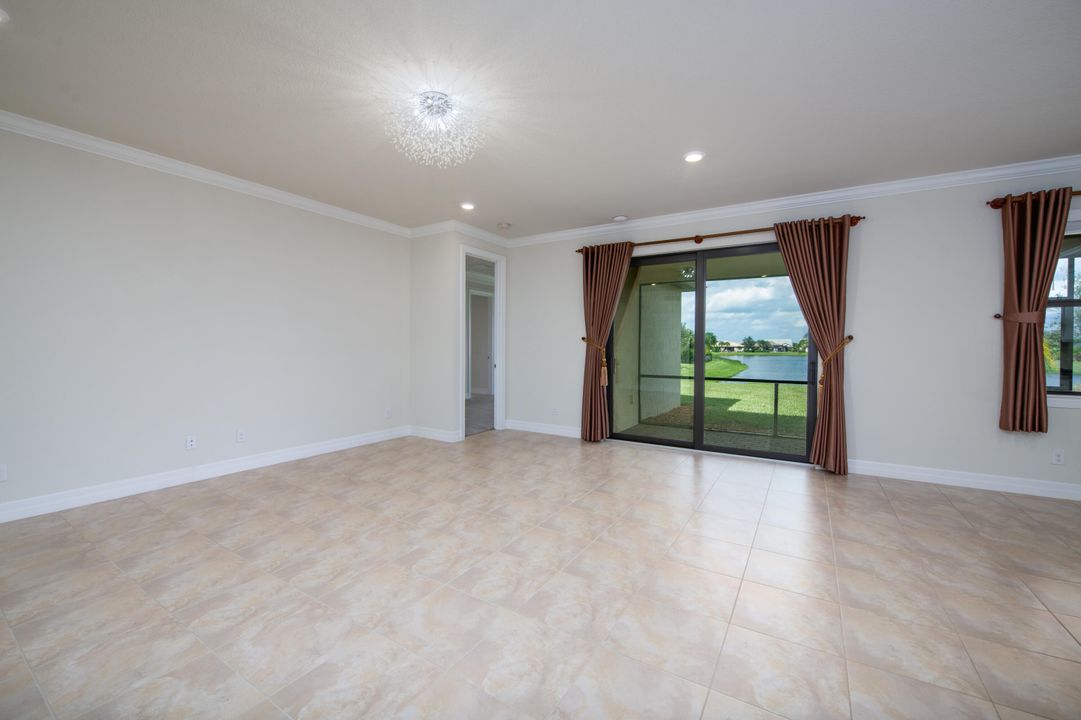 For Rent: $3,800 (4 beds, 3 baths, 2503 Square Feet)