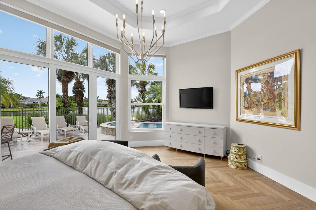 合同活跃: $2,199,000 (3 贝兹, 3 浴室, 2918 平方英尺)