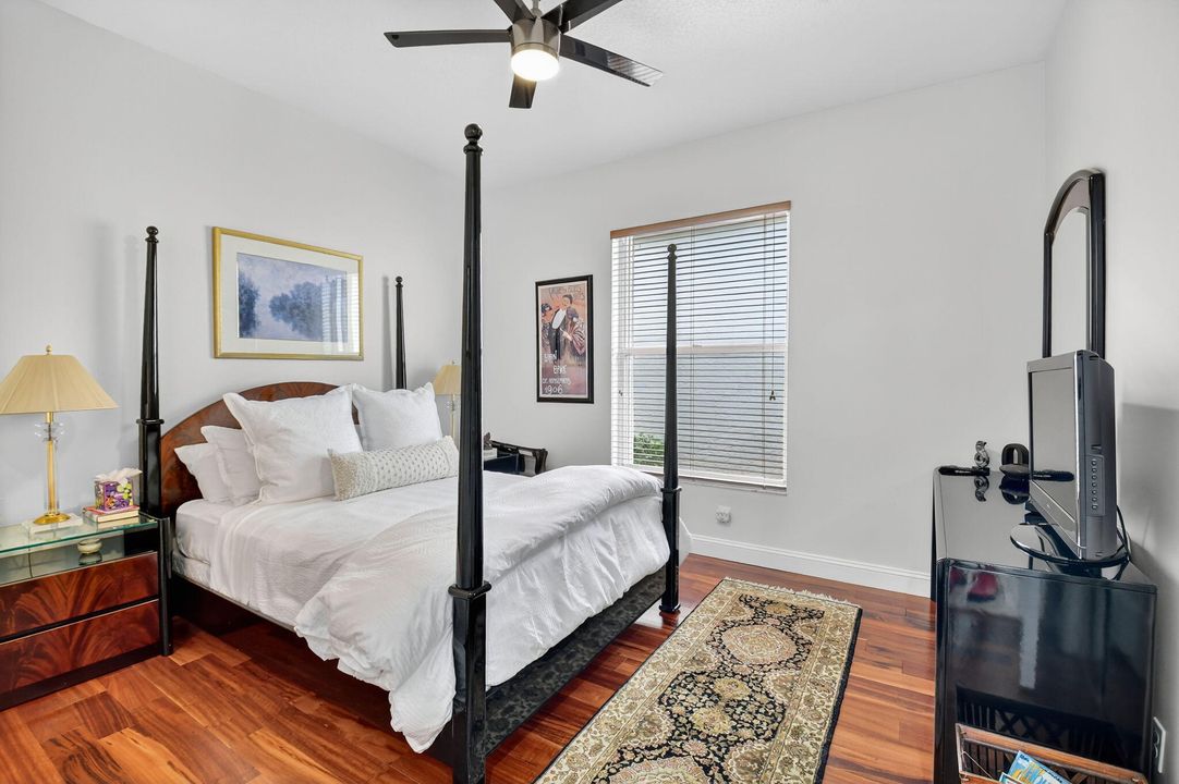 合同活跃: $2,199,000 (3 贝兹, 3 浴室, 2918 平方英尺)