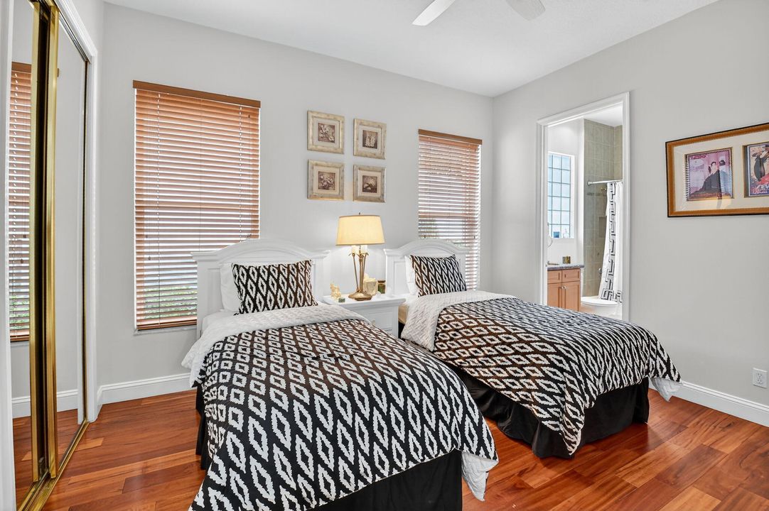 合同活跃: $2,199,000 (3 贝兹, 3 浴室, 2918 平方英尺)