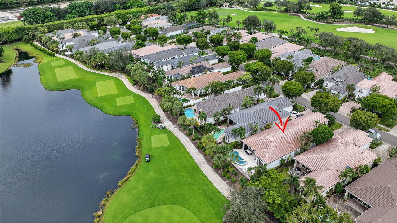 合同活跃: $2,199,000 (3 贝兹, 3 浴室, 2918 平方英尺)