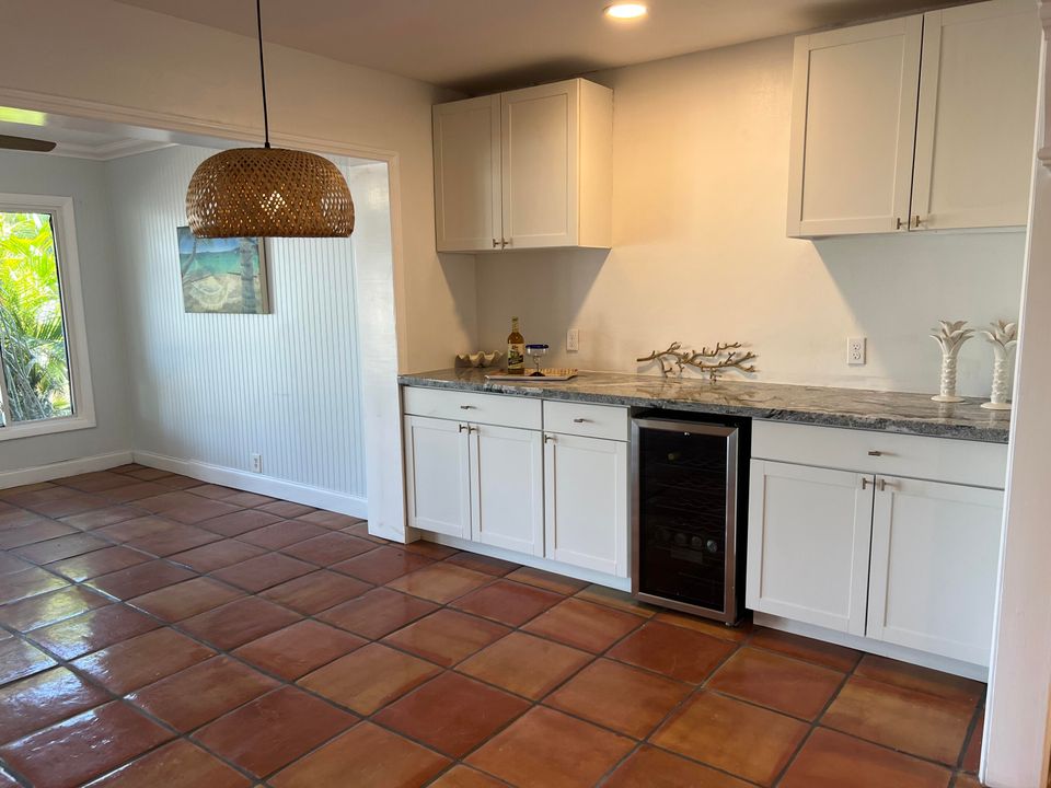 For Rent: $3,500 (2 beds, 2 baths, 1416 Square Feet)