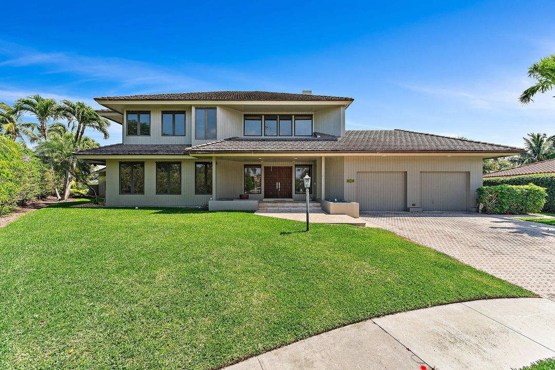 For Sale: $5,450,000 (4 beds, 5 baths, 4582 Square Feet)