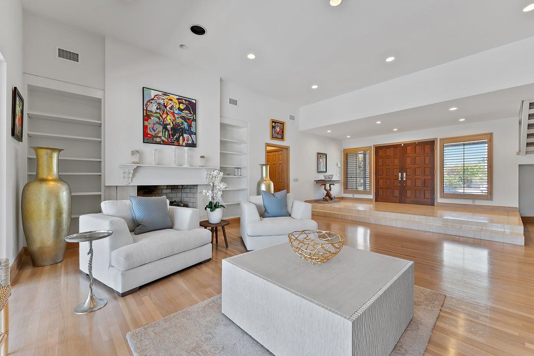 For Sale: $5,450,000 (4 beds, 5 baths, 4582 Square Feet)