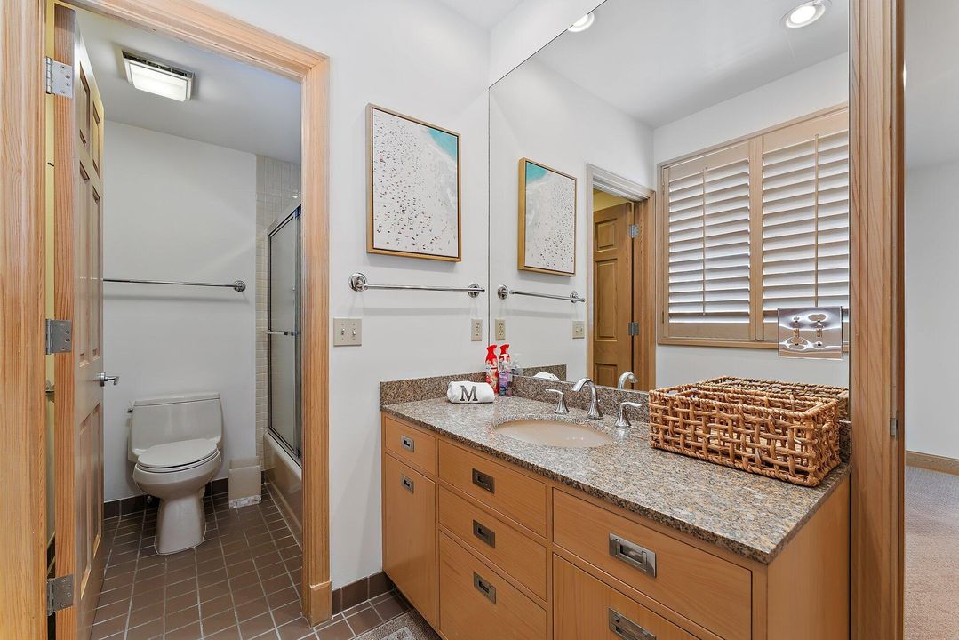 For Sale: $5,450,000 (4 beds, 5 baths, 4582 Square Feet)