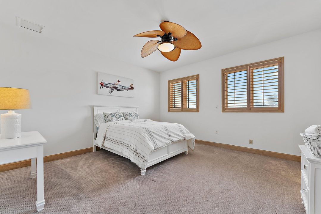 For Sale: $5,450,000 (4 beds, 5 baths, 4582 Square Feet)