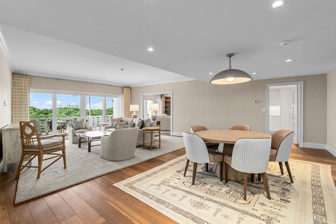 For Sale: $10,500,000 (3 beds, 2 baths, 2705 Square Feet)