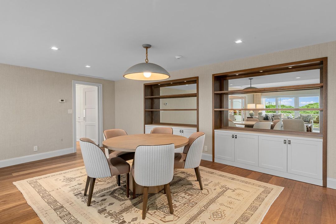 For Sale: $10,500,000 (3 beds, 2 baths, 2705 Square Feet)