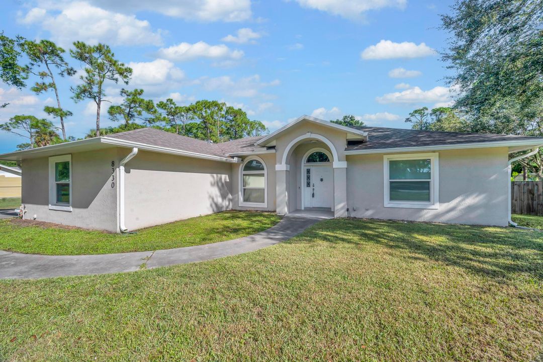 For Sale: $725,000 (3 beds, 2 baths, 1720 Square Feet)