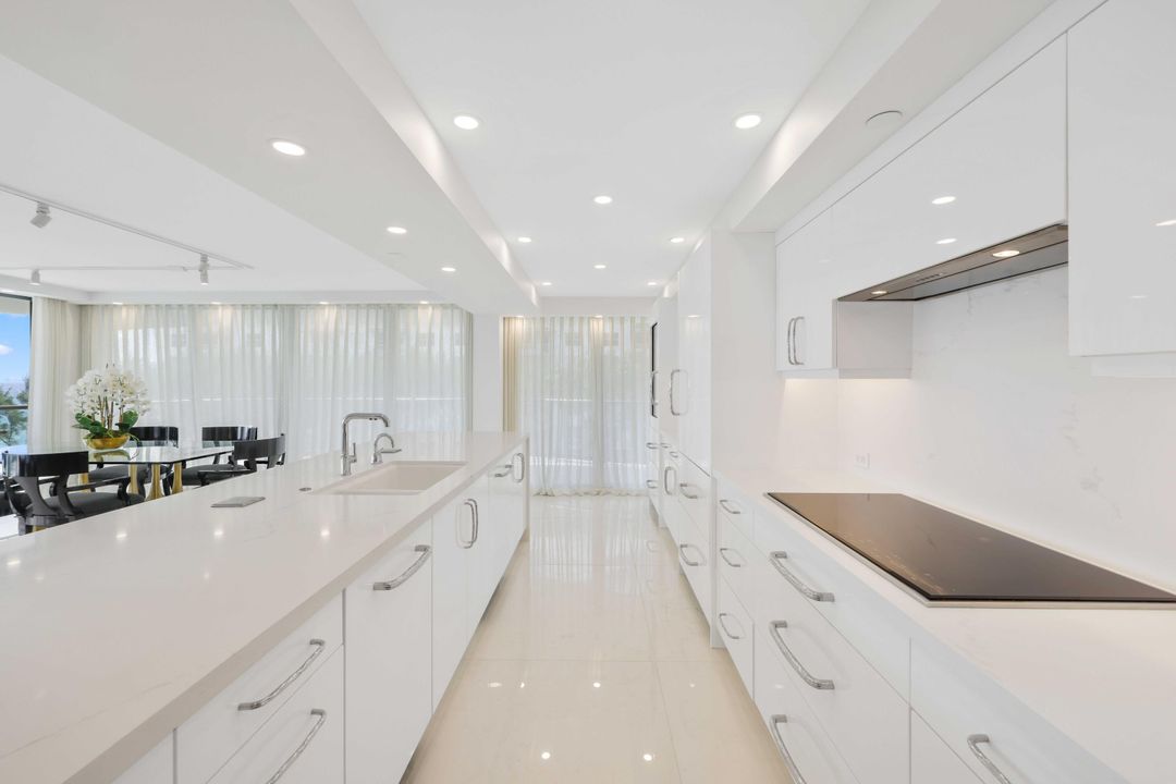 En Venta: $2,980,000 (3 camas, 3 baños, 2131 Pies cuadrados)