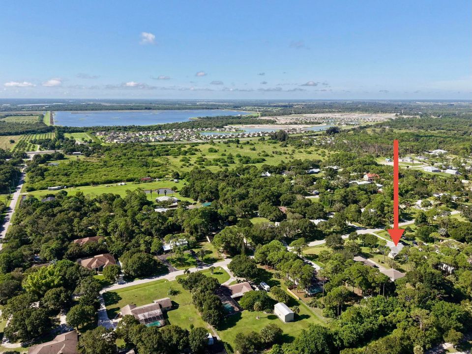 For Sale: $725,000 (3 beds, 2 baths, 1720 Square Feet)