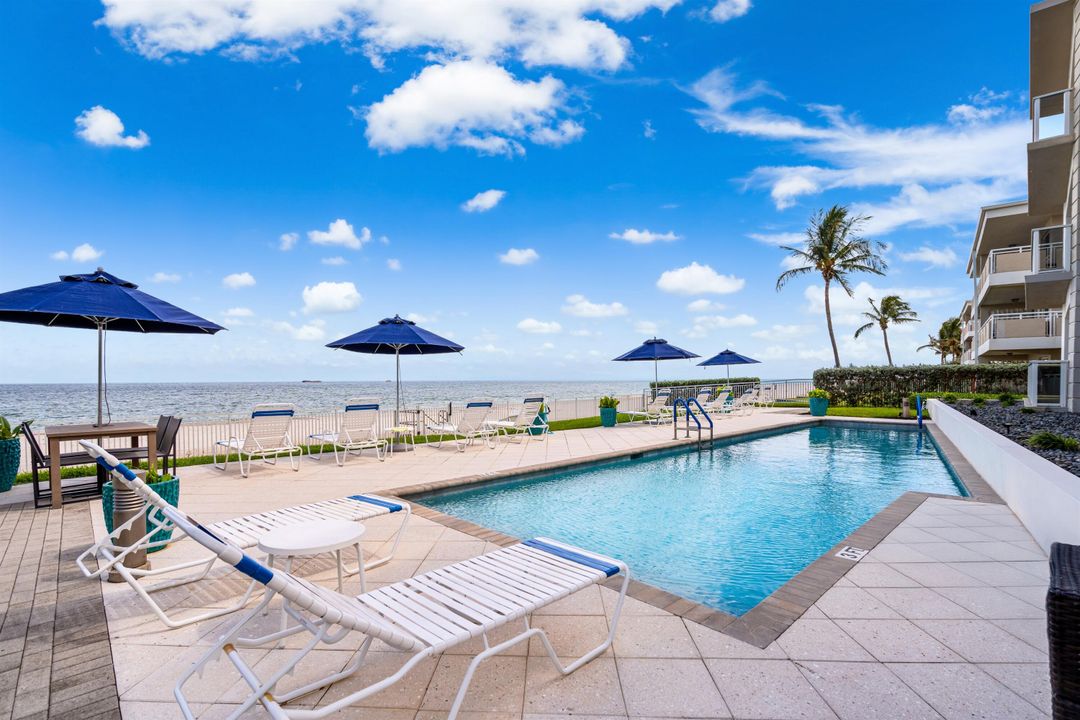 For Sale: $3,795,000 (3 beds, 2 baths, 2306 Square Feet)