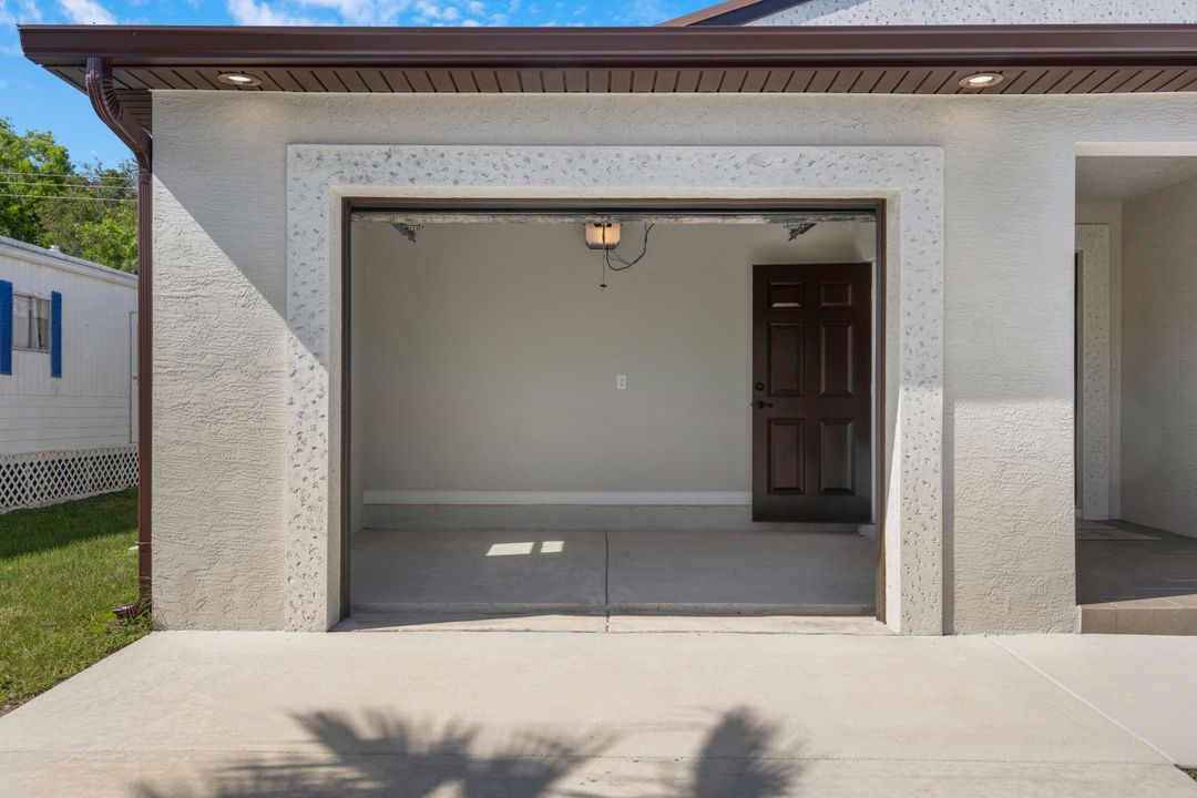 Active With Contract: $309,000 (3 beds, 2 baths, 1753 Square Feet)