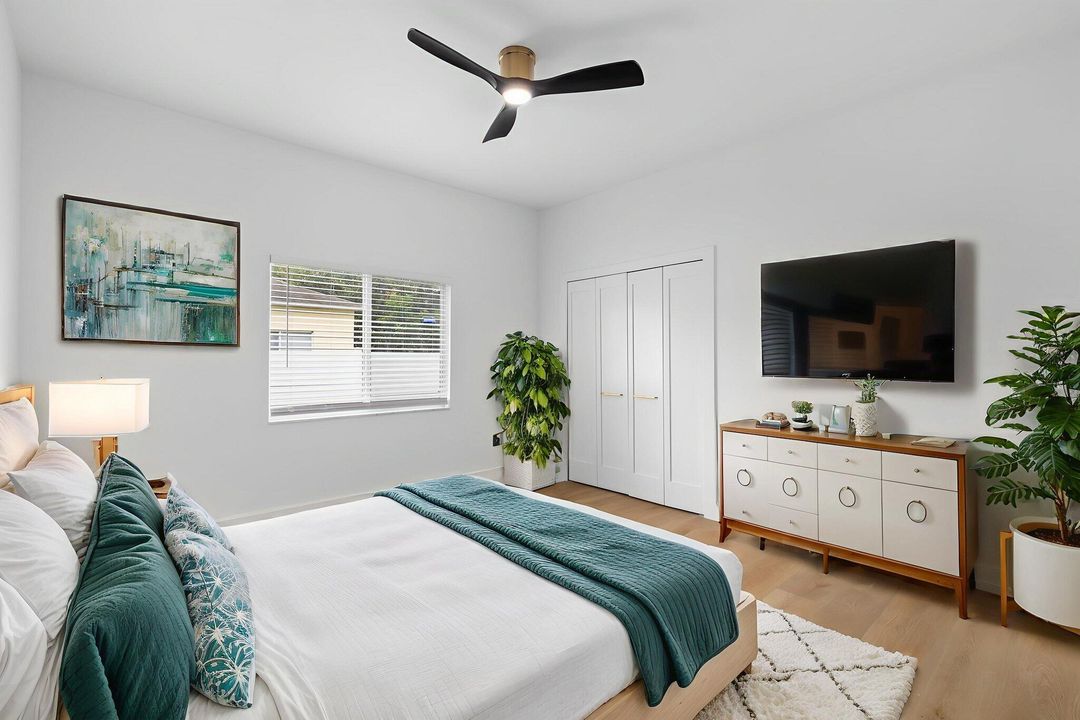 Под контрактом: $590,000 (5 спален, 3 ванн, 3174 Квадратных фут)