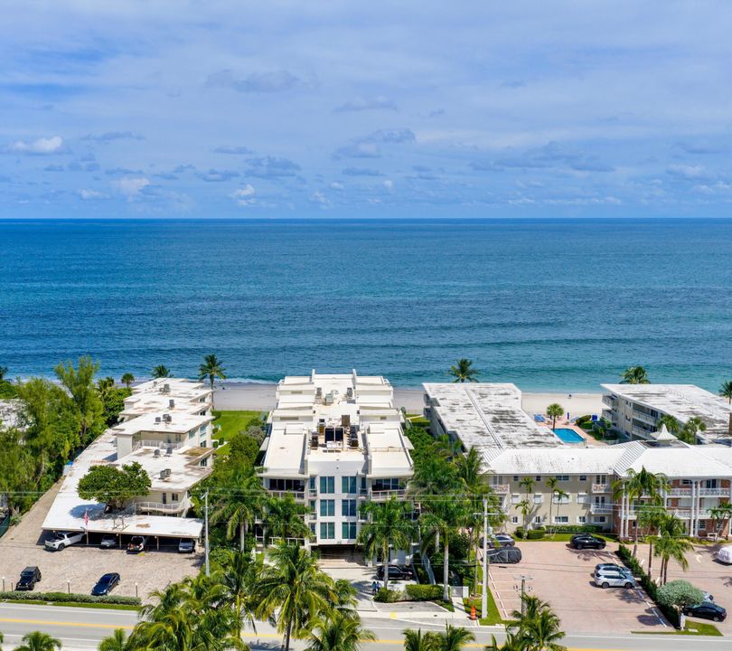 For Sale: $3,795,000 (3 beds, 2 baths, 2306 Square Feet)