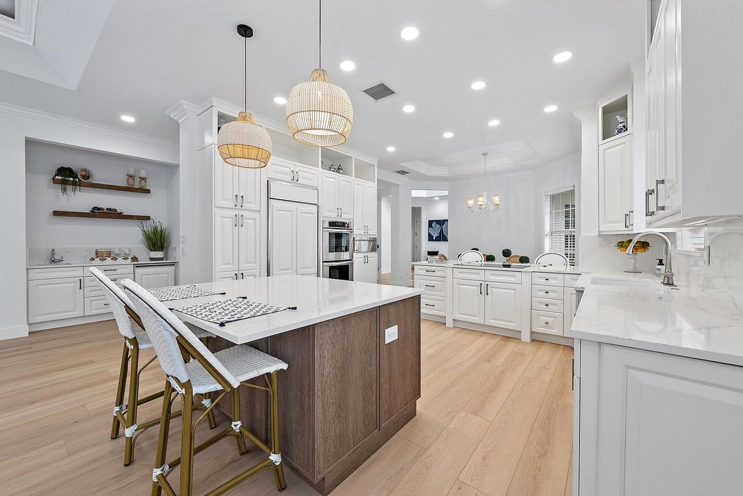 Activo con contrato: $2,539,000 (4 camas, 3 baños, 3741 Pies cuadrados)