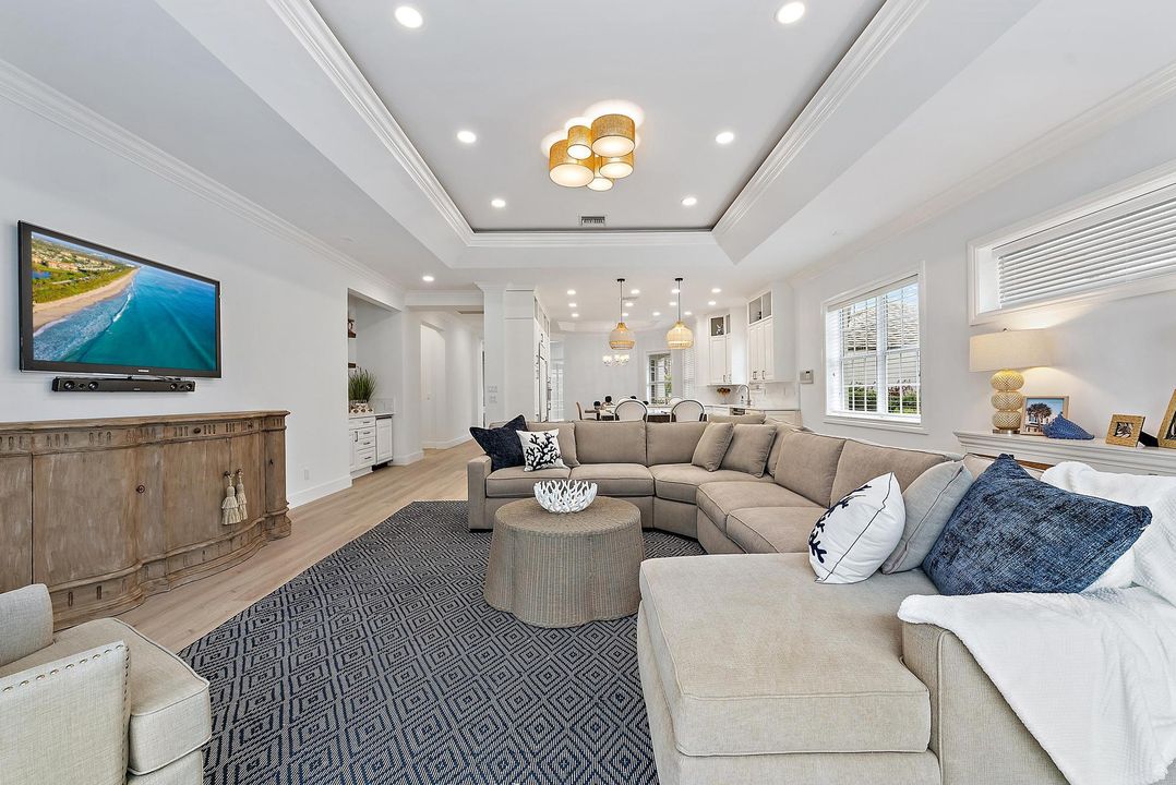 Activo con contrato: $2,539,000 (4 camas, 3 baños, 3741 Pies cuadrados)