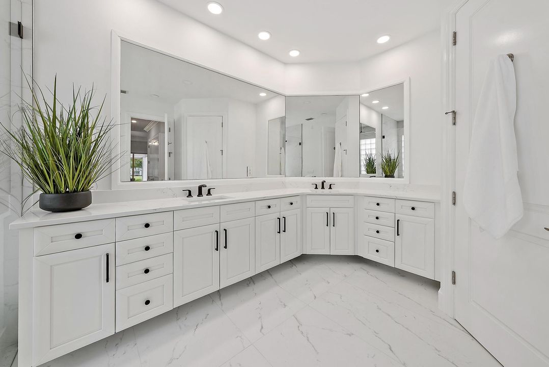 Activo con contrato: $2,539,000 (4 camas, 3 baños, 3741 Pies cuadrados)