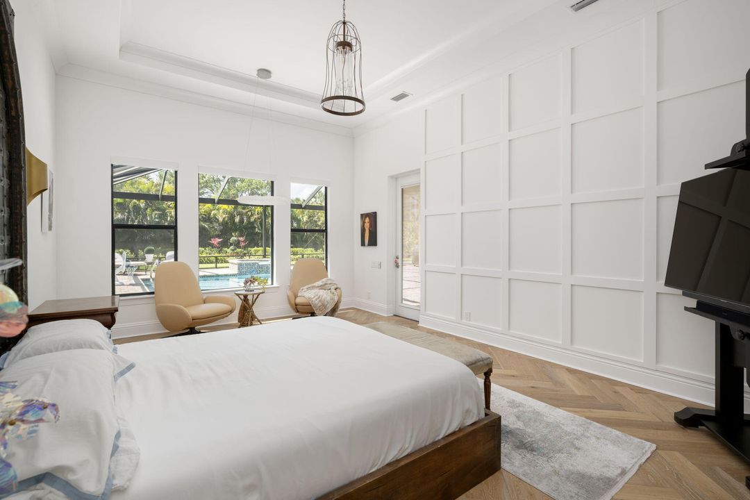 Active With Contract: $2,550,000 (3 beds, 3 baths, 3263 Square Feet)