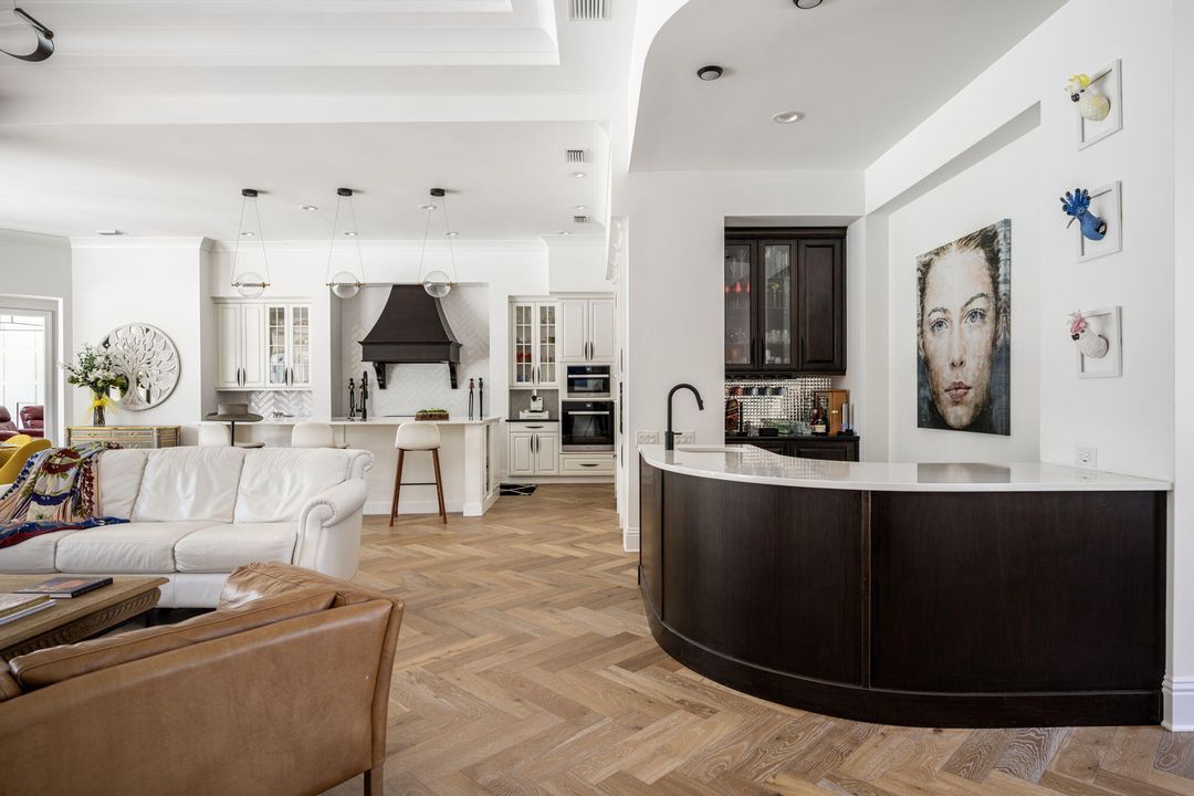 Active With Contract: $2,550,000 (3 beds, 3 baths, 3263 Square Feet)