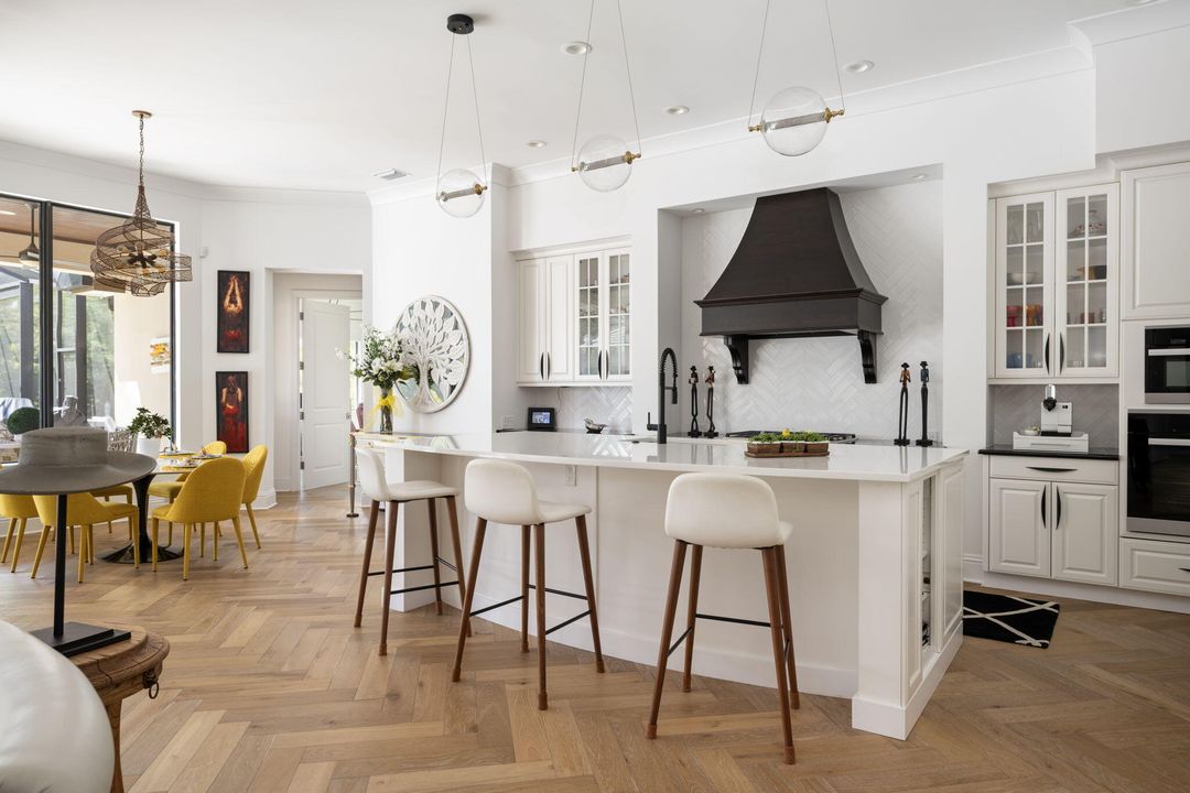 Active With Contract: $2,550,000 (3 beds, 3 baths, 3263 Square Feet)