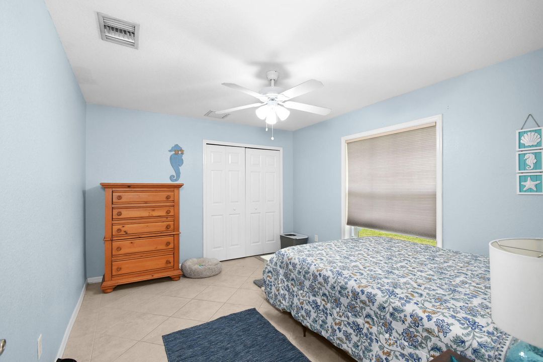 For Sale: $625,000 (3 beds, 2 baths, 1939 Square Feet)