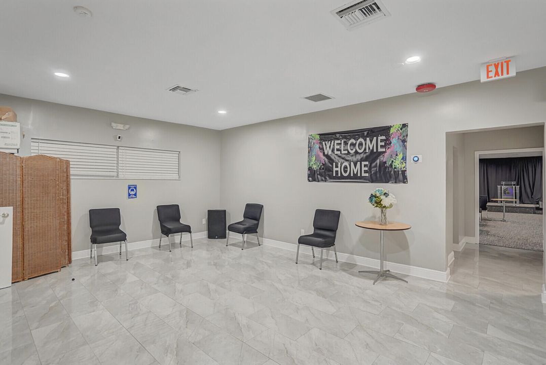 合同活跃: $2,829,000 (0 贝兹, 0 浴室, 5805 平方英尺)