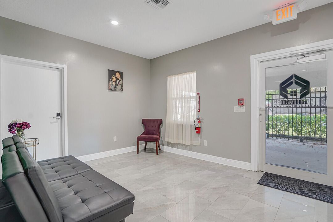 合同活跃: $2,829,000 (0 贝兹, 0 浴室, 5805 平方英尺)