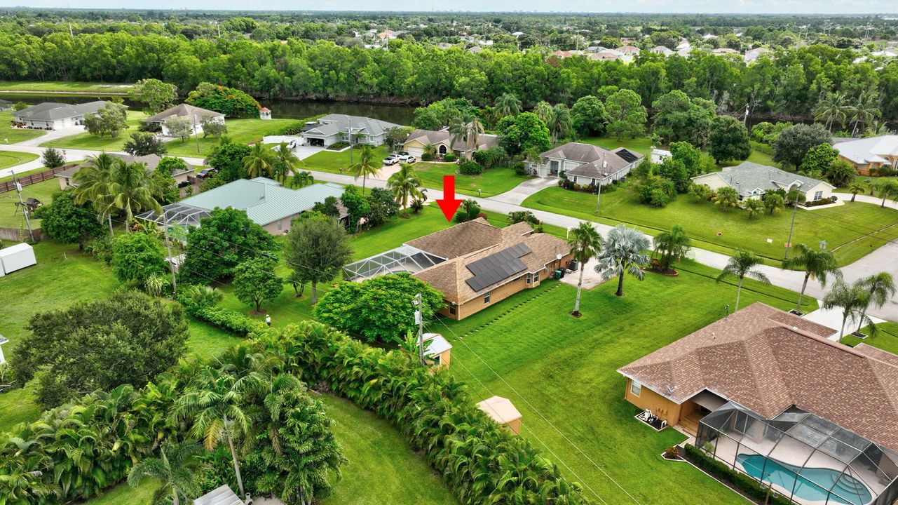 合同活跃: $530,000 (4 贝兹, 2 浴室, 2185 平方英尺)