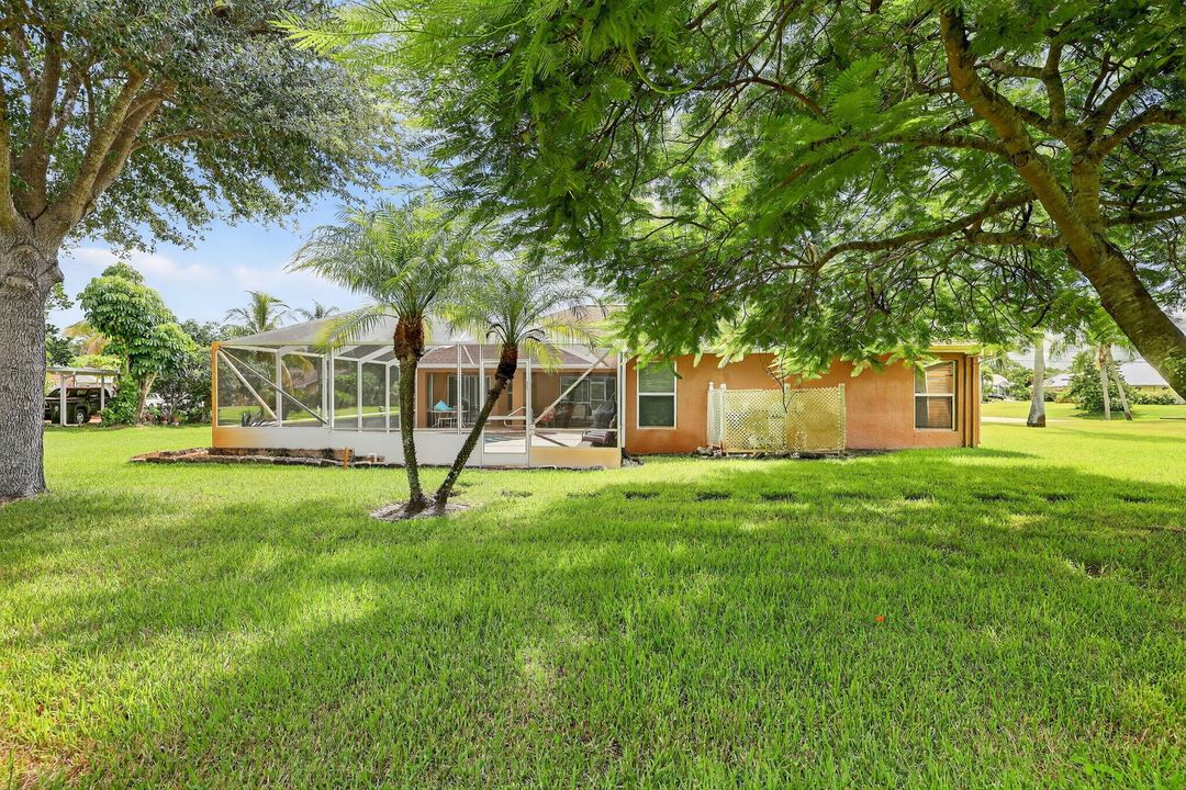 合同活跃: $530,000 (4 贝兹, 2 浴室, 2185 平方英尺)