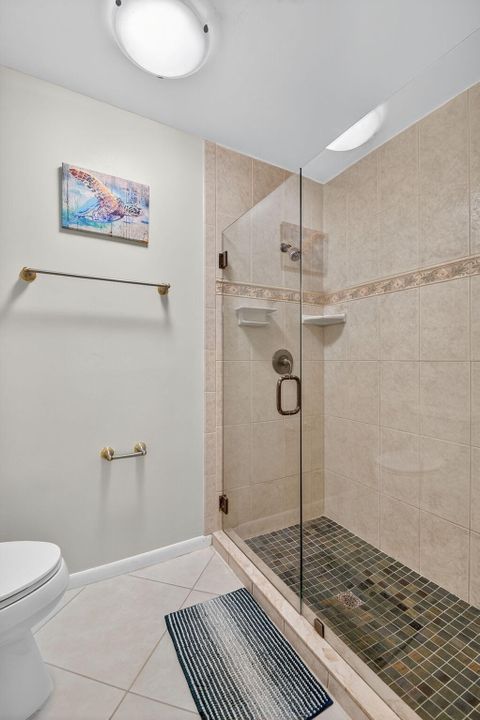 На продажу: $269,000 (3 спален, 2 ванн, 1225 Квадратных фут)