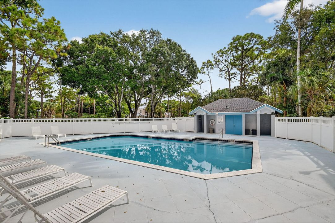 На продажу: $269,000 (3 спален, 2 ванн, 1225 Квадратных фут)