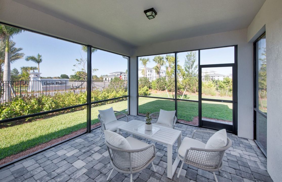 Active With Contract: $423,645 (2 beds, 2 baths, 1321 Square Feet)