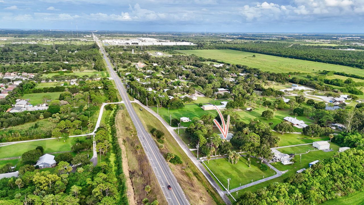 For Sale: $625,000 (3 beds, 2 baths, 1939 Square Feet)