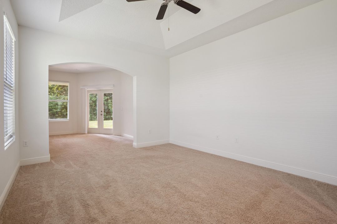 For Sale: $549,000 (4 beds, 3 baths, 2577 Square Feet)